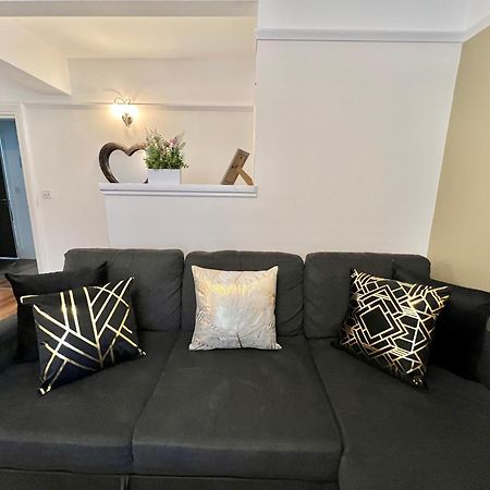 Large Family-Friendly 2Bd Glastonbury Retreat, Sleeps 5 Extérieur photo